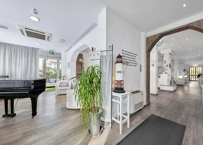 Arlecchino Риччоне