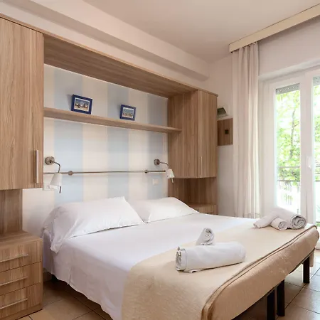 Hotel Arlecchino 3*
